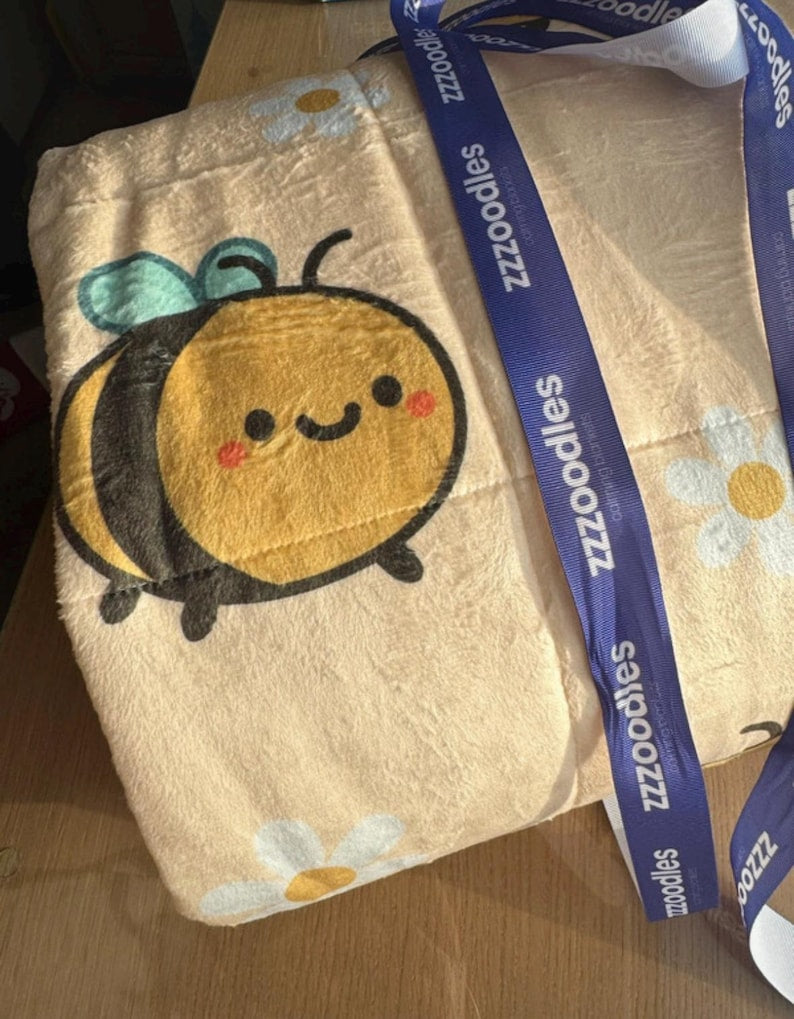 Ultra Plush Bee Print Weighted Blanket | Calming Anxiety Blanket | Deep Pressure | Zzzoodles