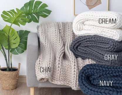 Jumbo Chunky Knit Blanket: Personalized Throw with Engraved Leather Patch