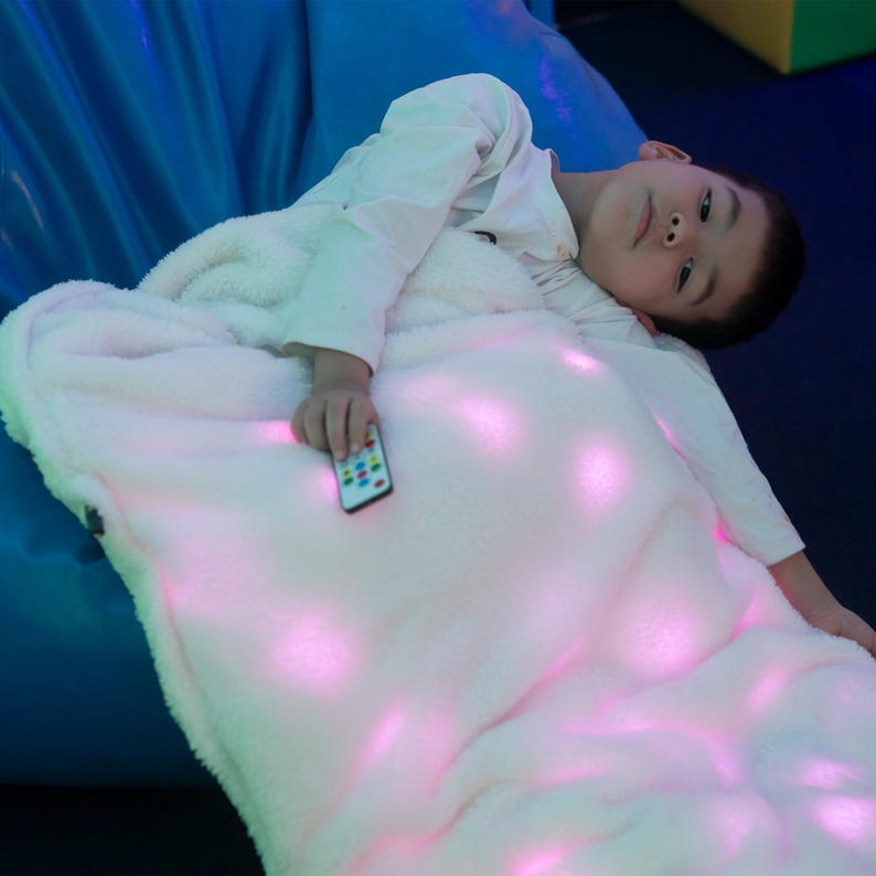 Large Sensory Blanket: 2.8kg Weighted Throw for Anxiety Relief, Soft Cozy Autism & ADHD Support