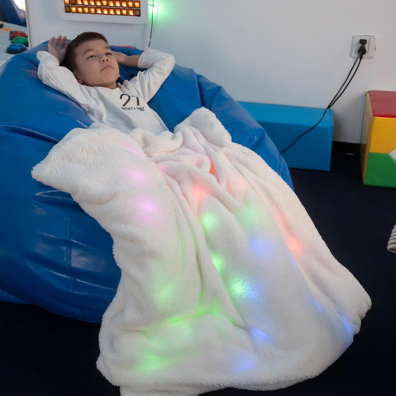 Large Sensory Blanket: 2.8kg Weighted Throw for Anxiety Relief, Soft Cozy Autism & ADHD Support