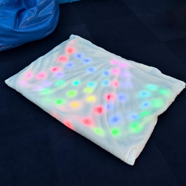 Large Sensory Blanket: 2.8kg Weighted Throw for Anxiety Relief, Soft Cozy Autism & ADHD Support
