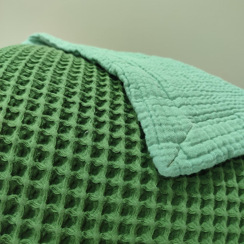 Organic Cotton 8-Layer Waffle & Muslin Blanket – Custom Sizes Available – Waffle Top with Muslin Base – Baby to California King