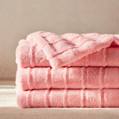 Luxurious Faux Rabbit Fur Bubble Throw Blanket 50"x60" Gift Packaging