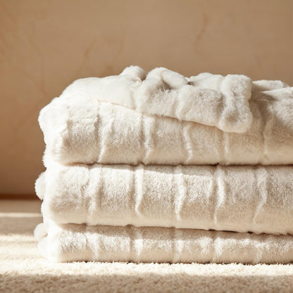 Luxurious Faux Rabbit Fur Bubble Throw Blanket 50"x60" Gift Packaging