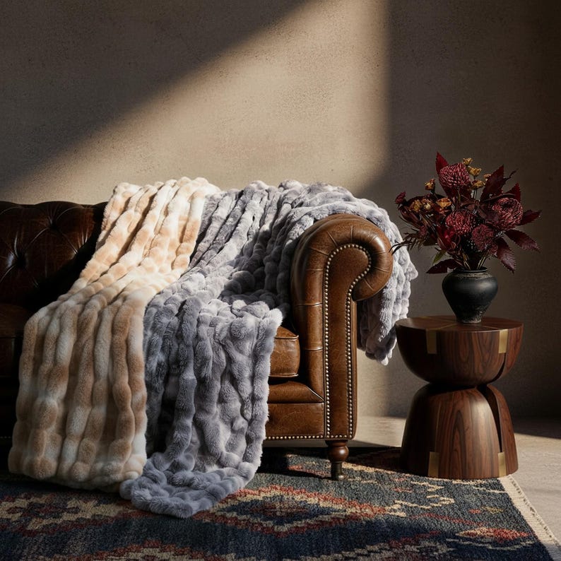 Luxurious Faux Rabbit Fur Bubble Throw Blanket 60"x70" Gift Packaging