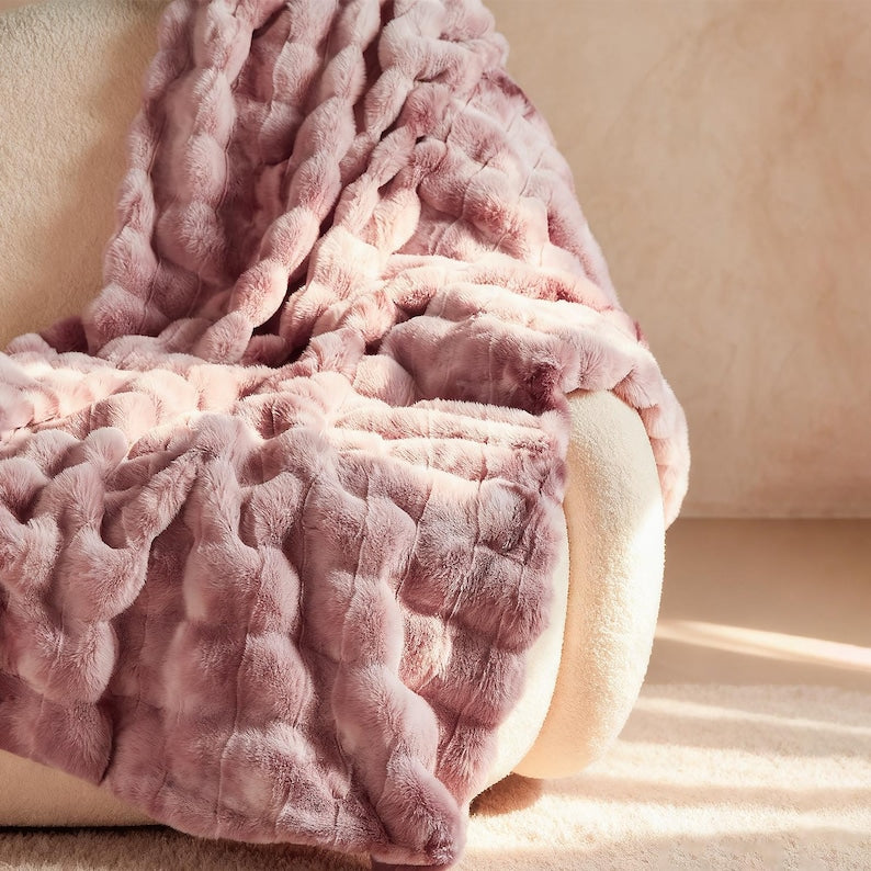 Luxurious Faux Rabbit Fur Bubble Throw Blanket 60"x70" Gift Packaging