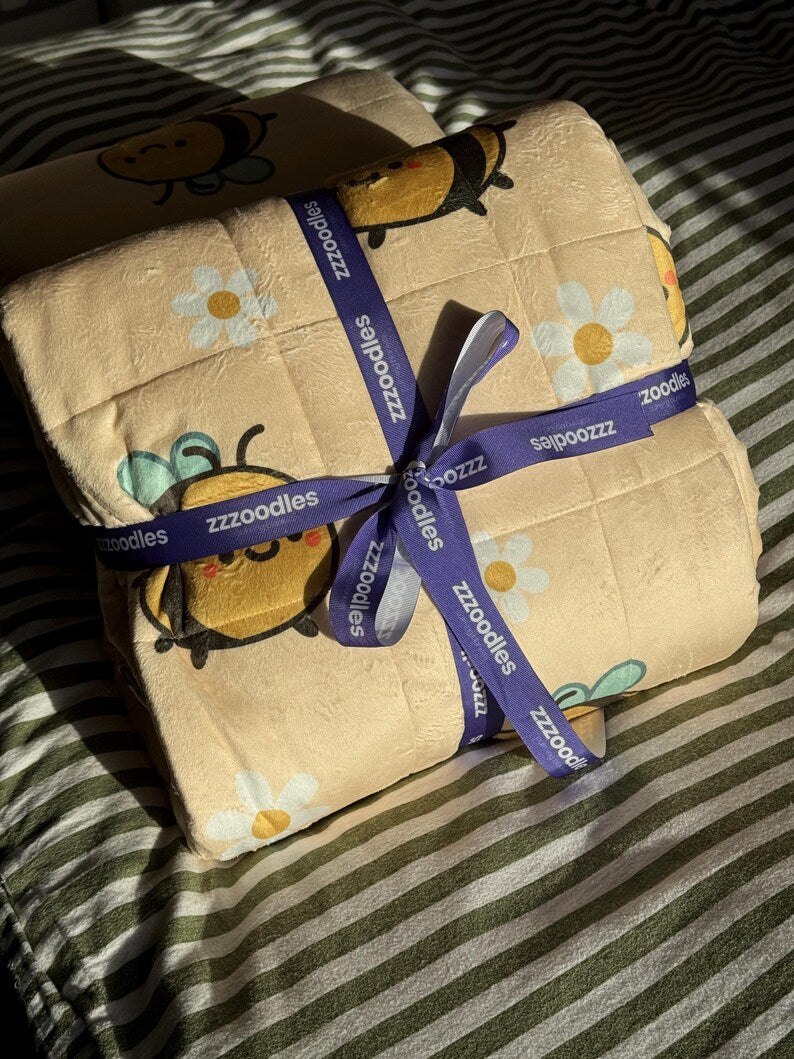 Ultra Plush Bee Print Weighted Blanket | Calming Anxiety Blanket | Deep Pressure | Zzzoodles